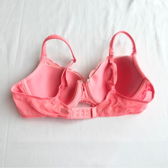 Victoria's Secret Body By Victoria Glam Gemstone Demi Wired Bra 🪸 Size 36B - Picture 3 of 7